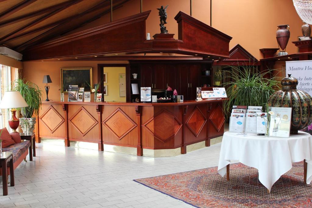 Montra Odder Parkhotel מראה חיצוני תמונה
