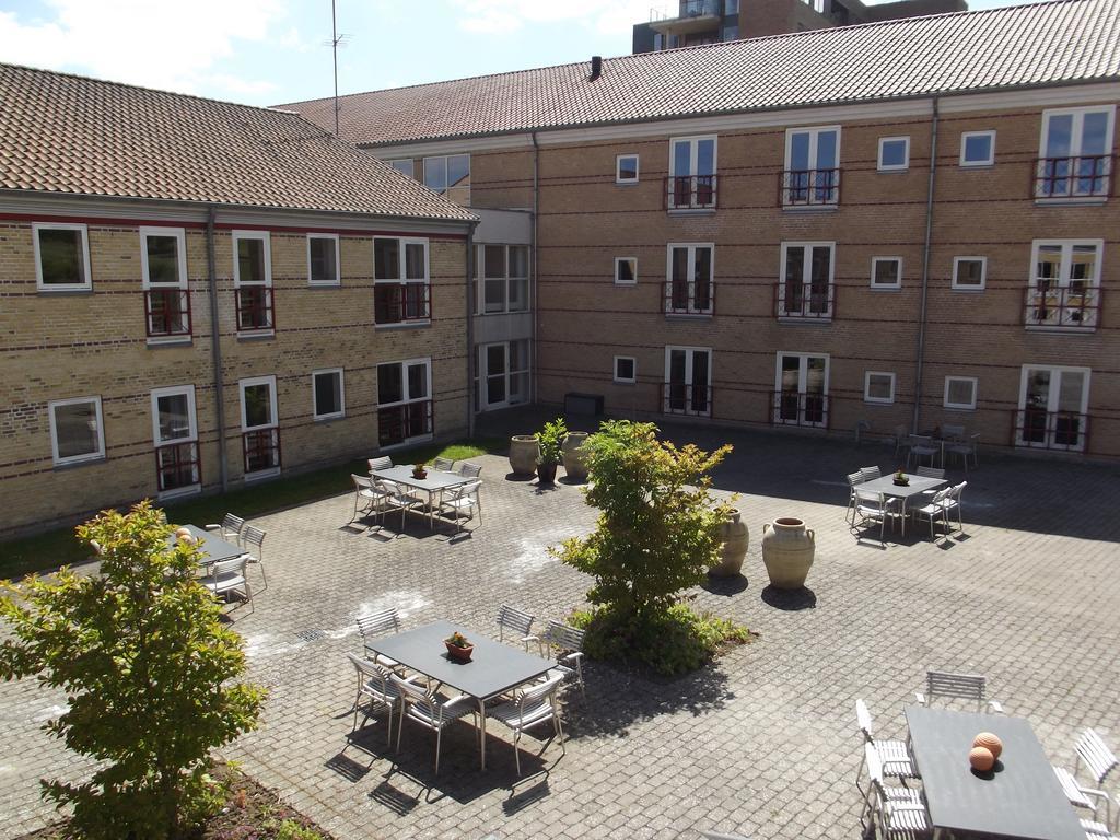 Montra Odder Parkhotel מראה חיצוני תמונה