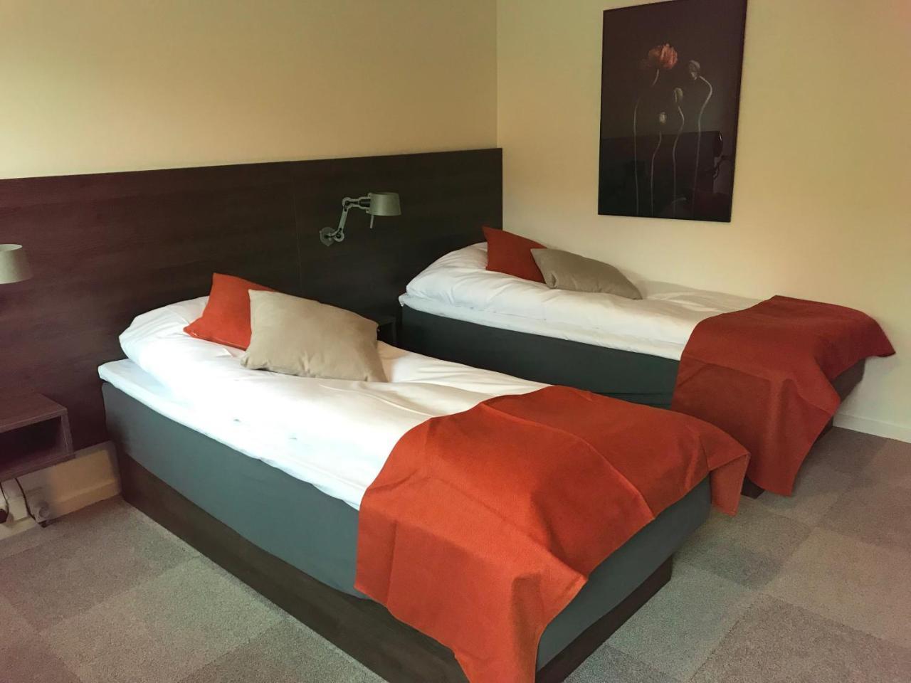 Montra Odder Parkhotel מראה חיצוני תמונה