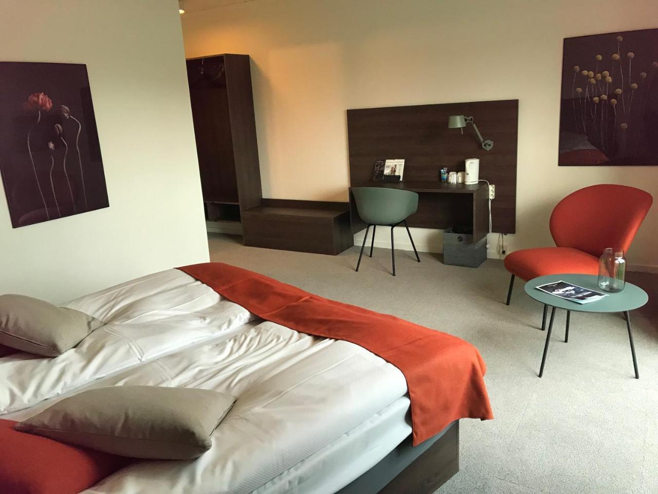 Montra Odder Parkhotel מראה חיצוני תמונה